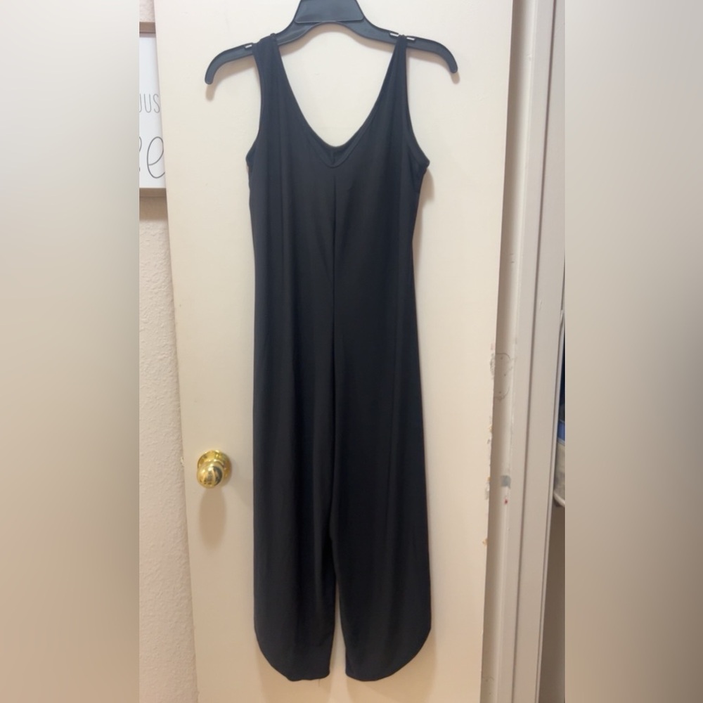 Black Sleeveless Jumpsuit